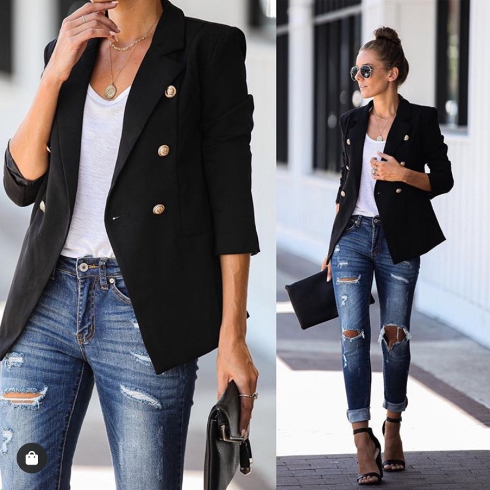 Coat of arms double breasted blazer, tailored fit